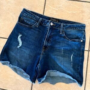 Just Black‎ Jean shorts